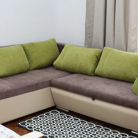 Schick Apartment